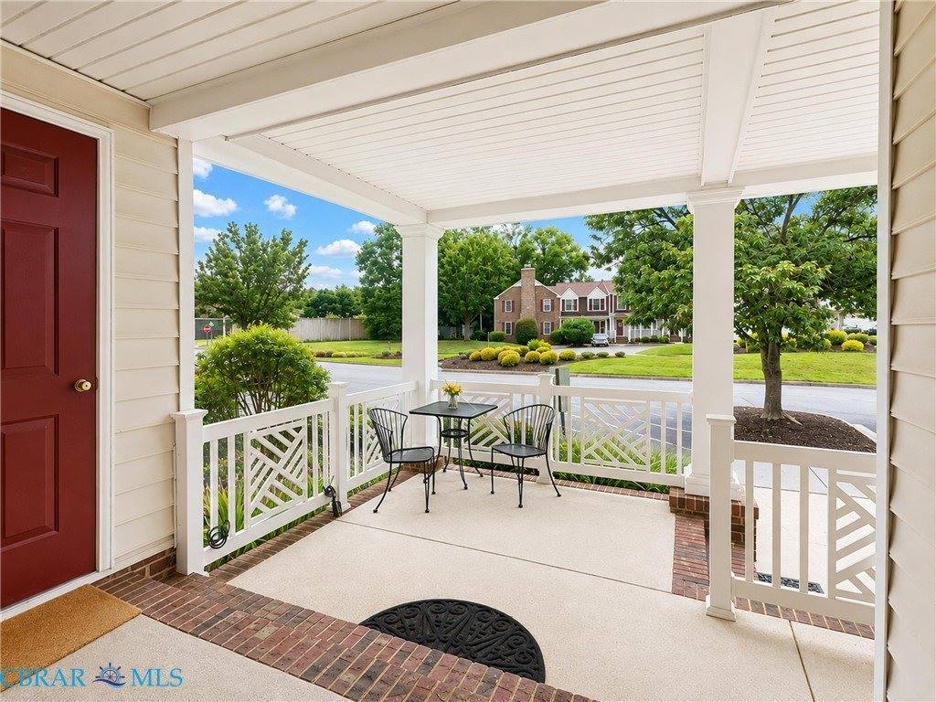 100 Burnt Bridge Way, Yorktown, VA 23692