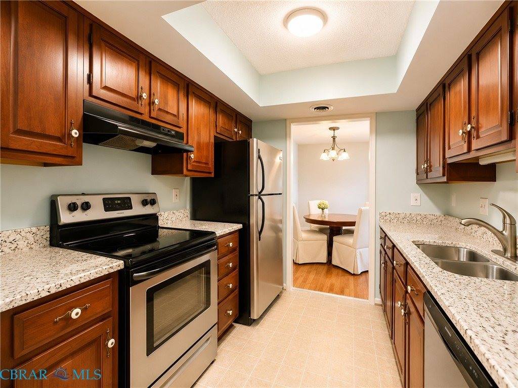 100 Burnt Bridge Way, Yorktown, VA 23692