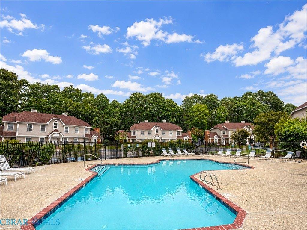 100 Burnt Bridge Way, Yorktown, VA 23692