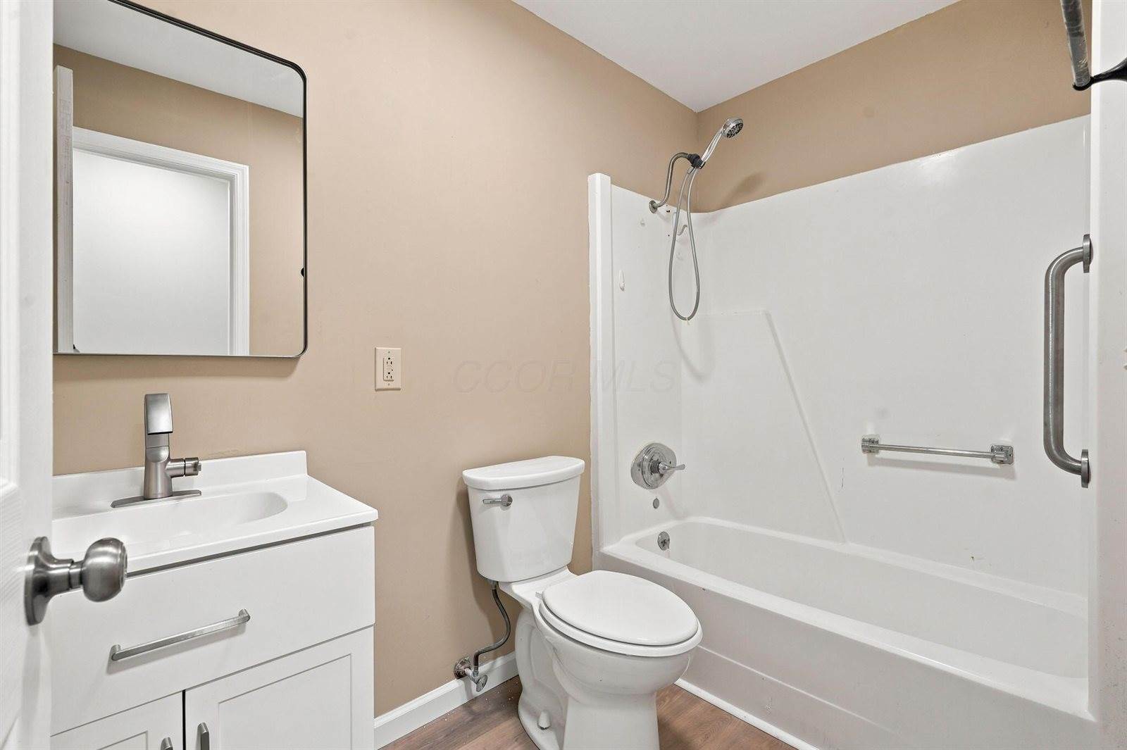11 Briarcliff Drive, Cambridge, OH 43725