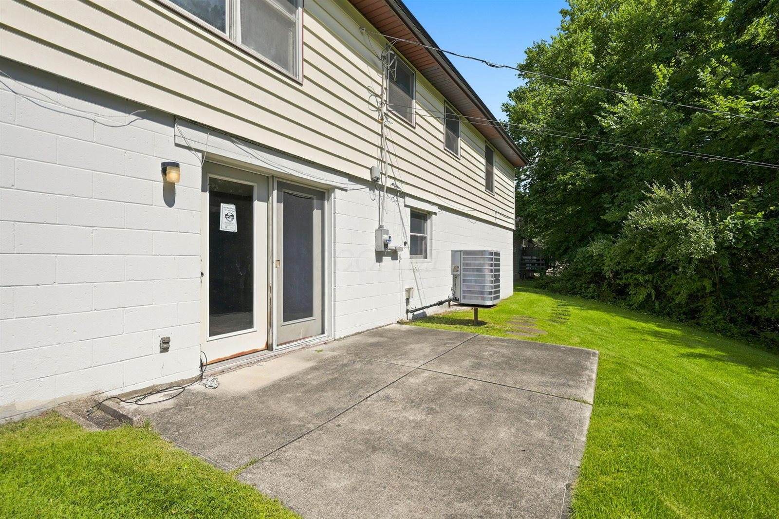 11 Briarcliff Drive, Cambridge, OH 43725
