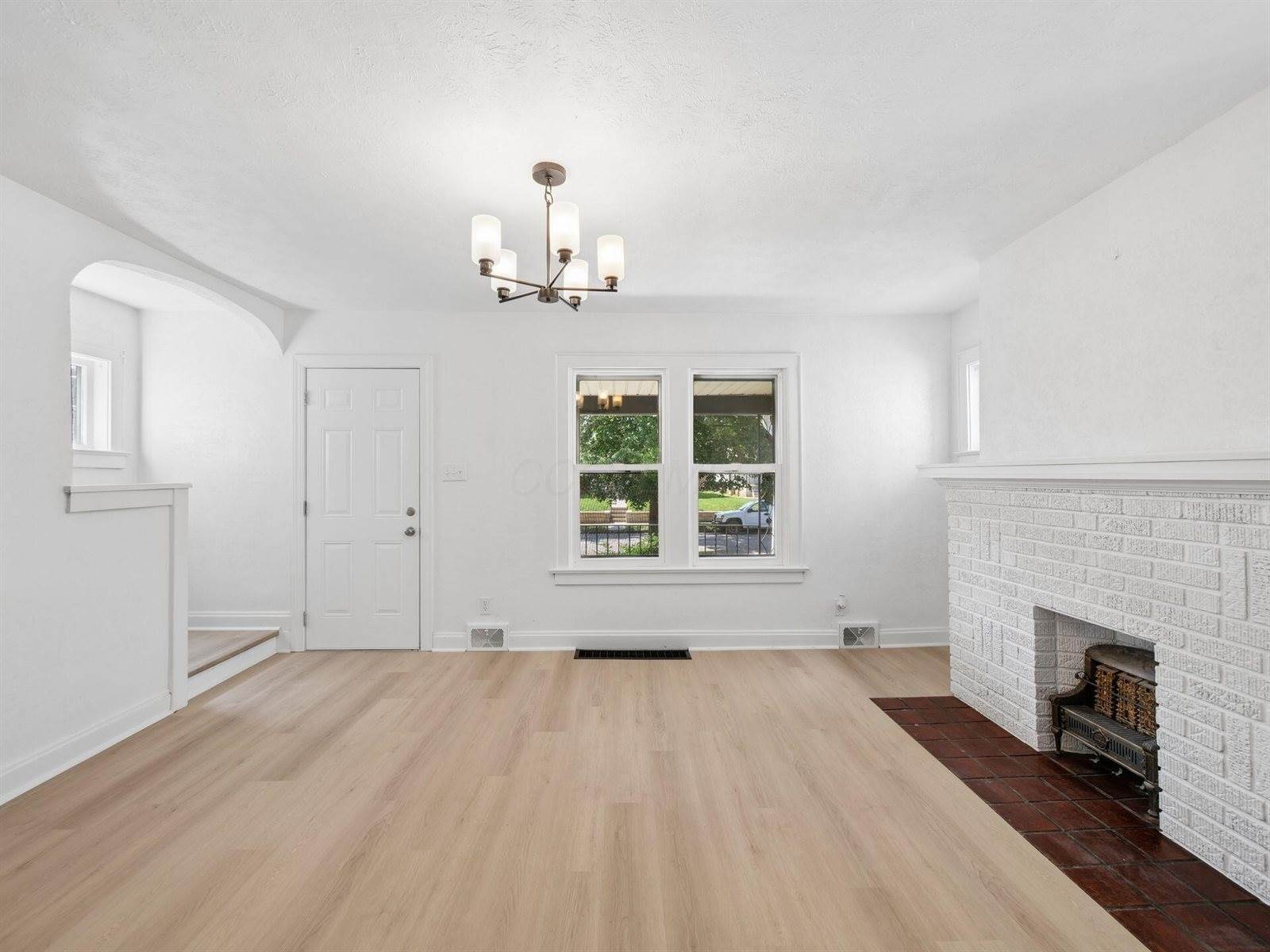 704 South Ogden Avenue, Columbus, OH 43204