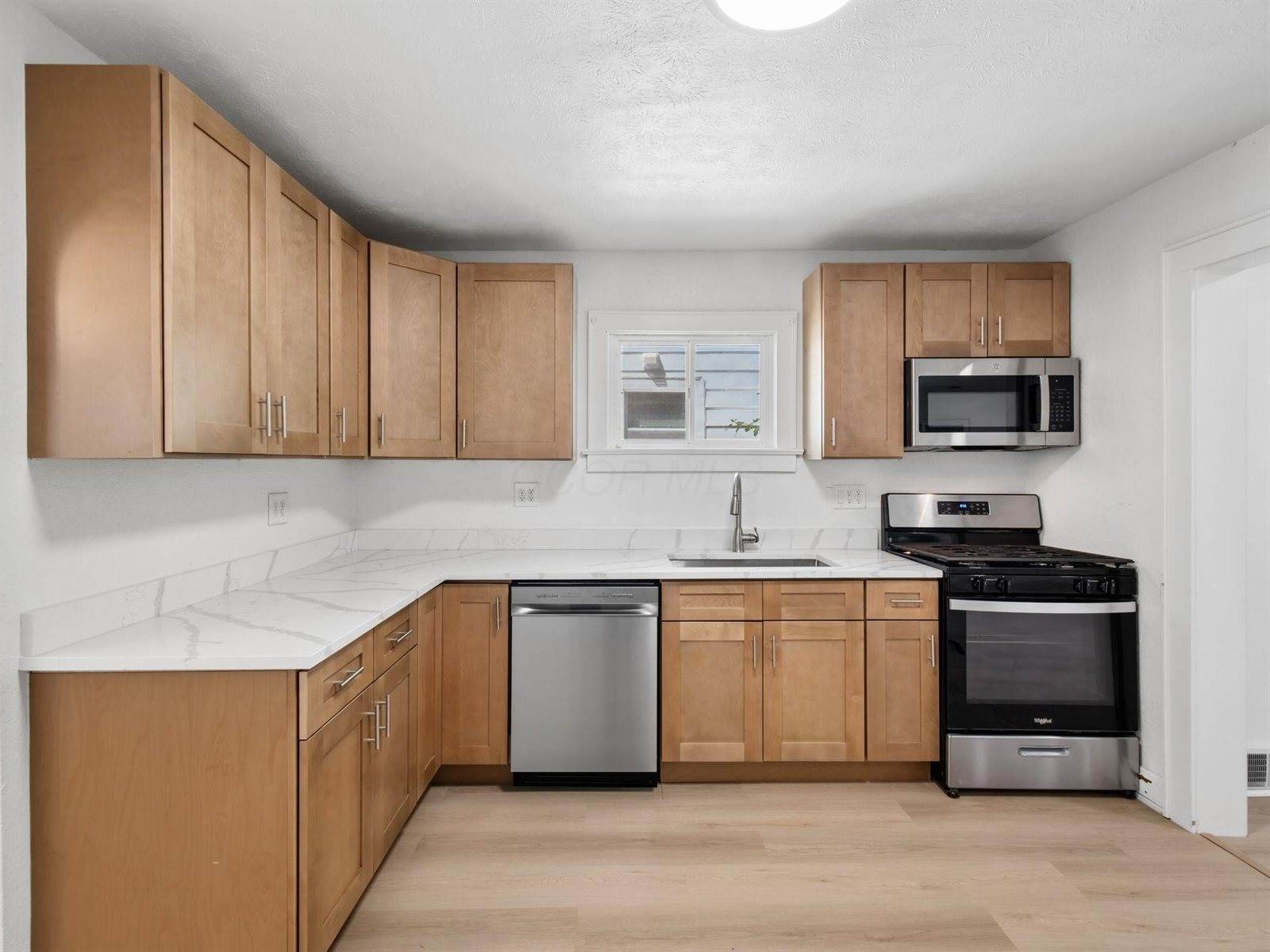 704 South Ogden Avenue, Columbus, OH 43204