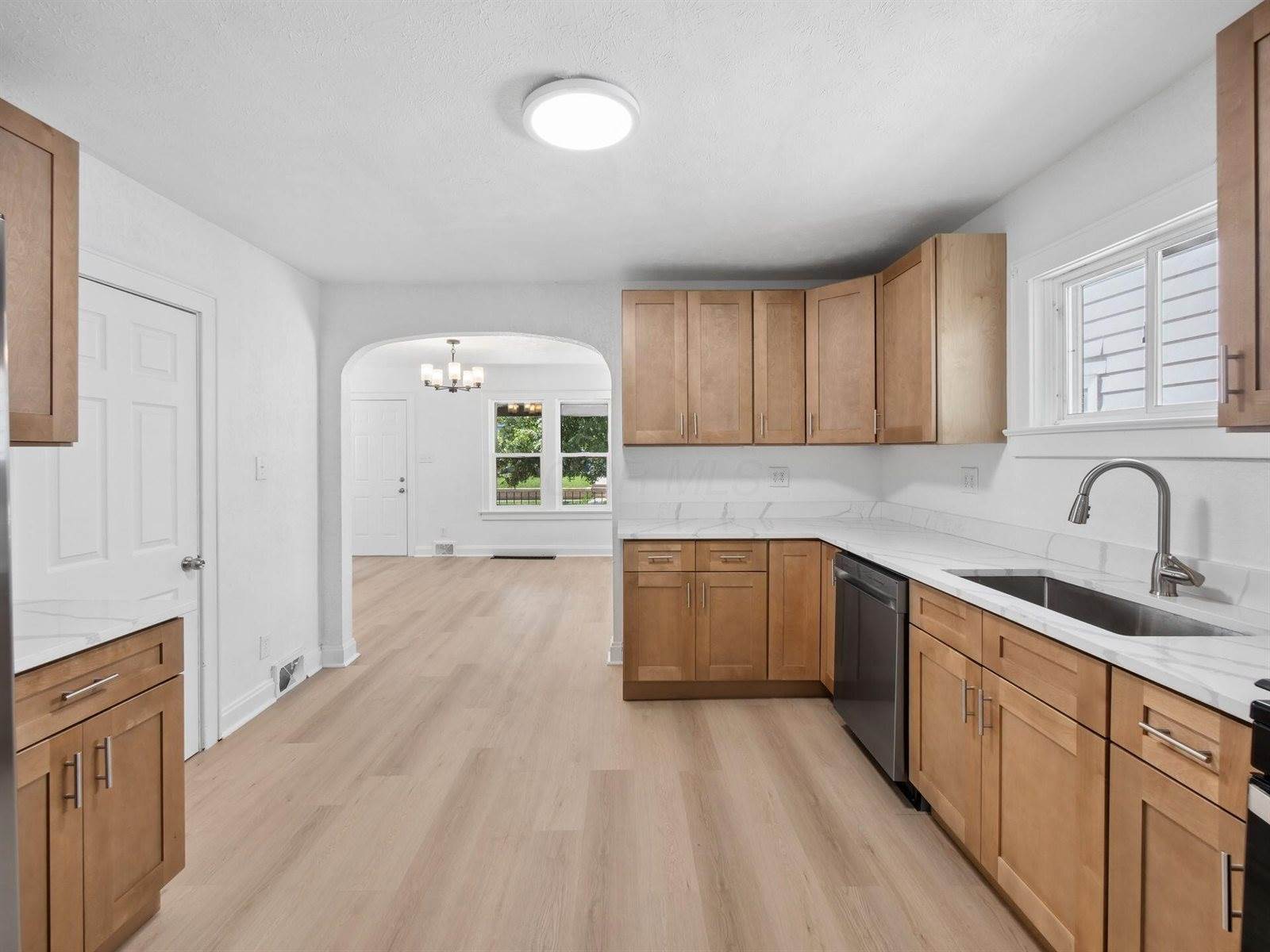704 South Ogden Avenue, Columbus, OH 43204