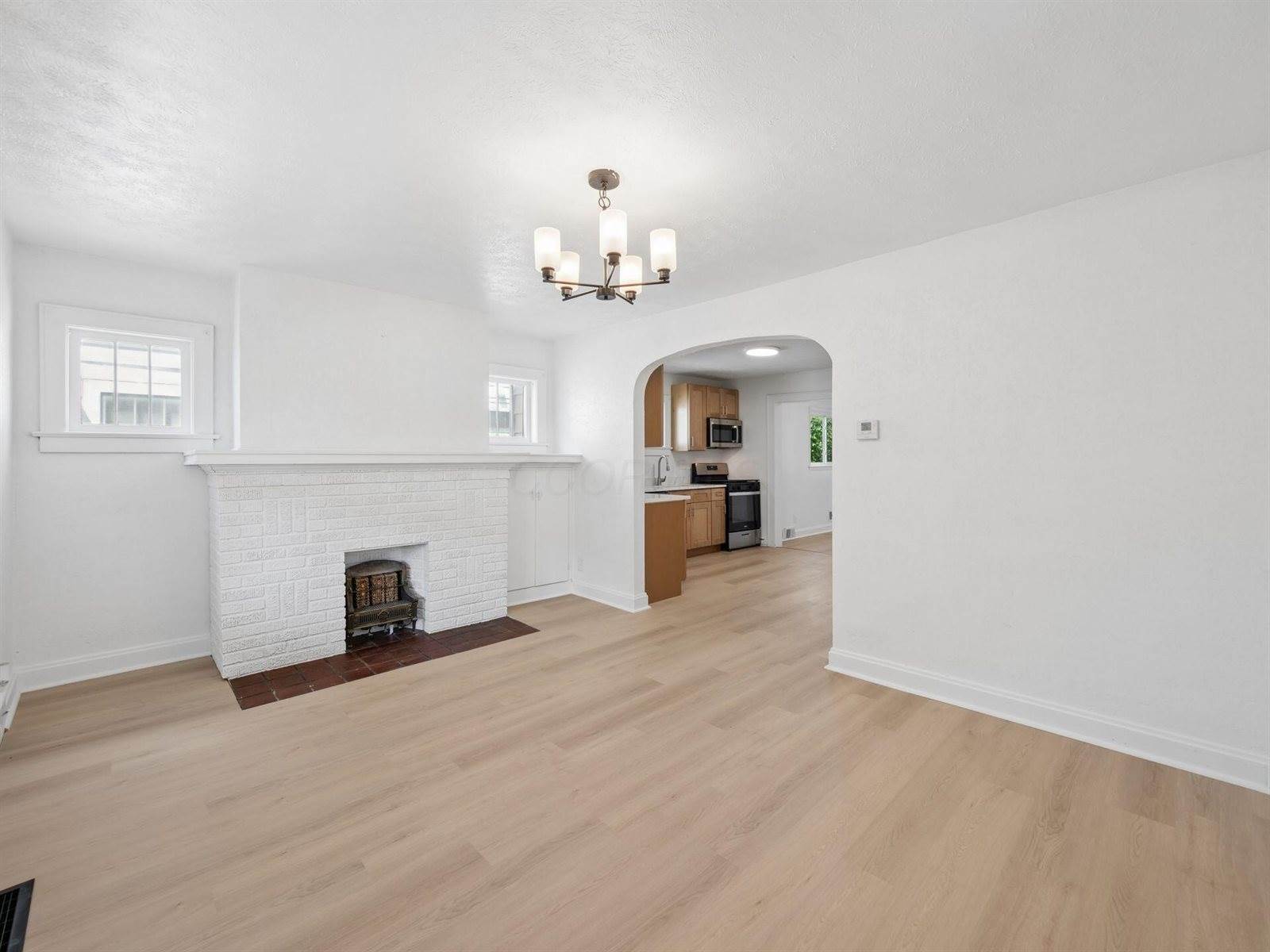 704 South Ogden Avenue, Columbus, OH 43204
