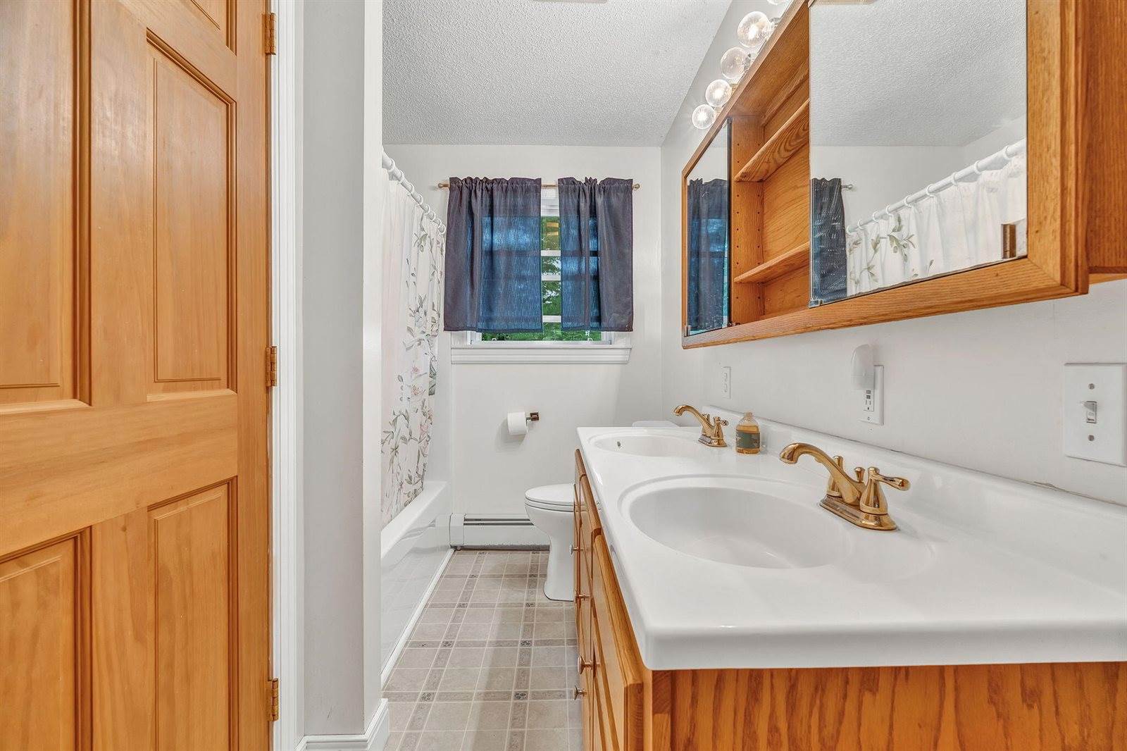 1 Raymond Nelson Lane, Levant, ME 04456