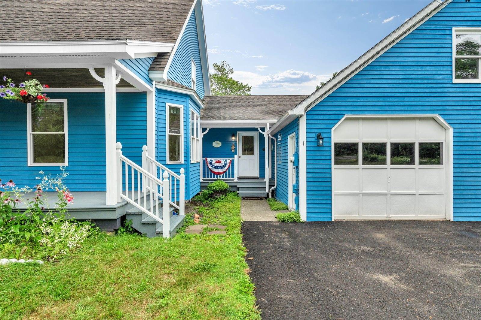 1 Raymond Nelson Lane, Levant, ME 04456