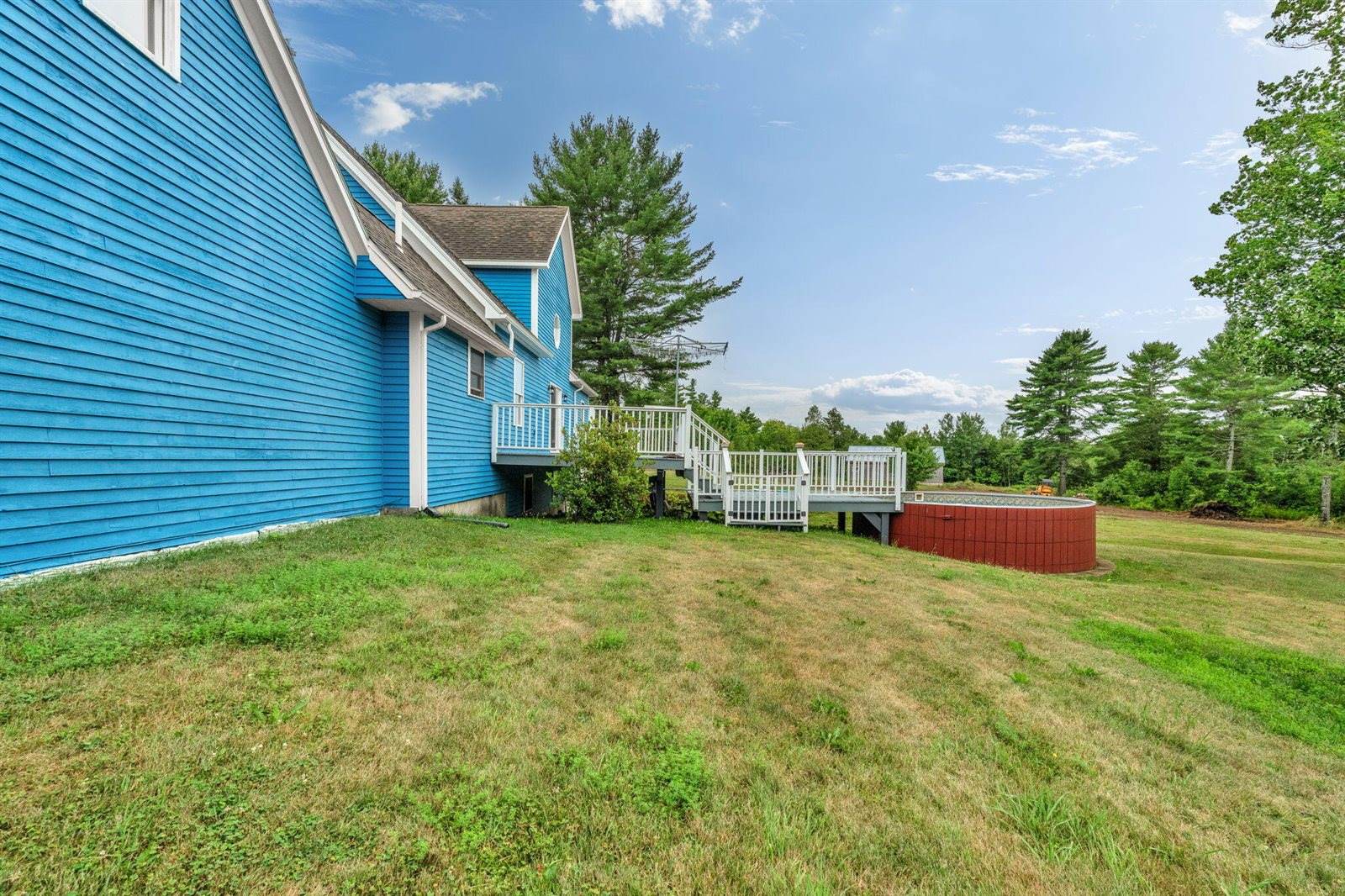 1 Raymond Nelson Lane, Levant, ME 04456