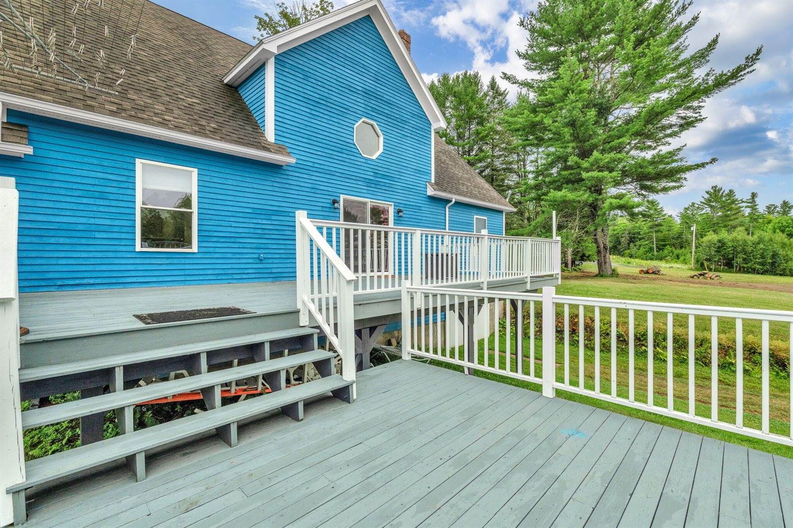 1 Raymond Nelson Lane, Levant, ME 04456