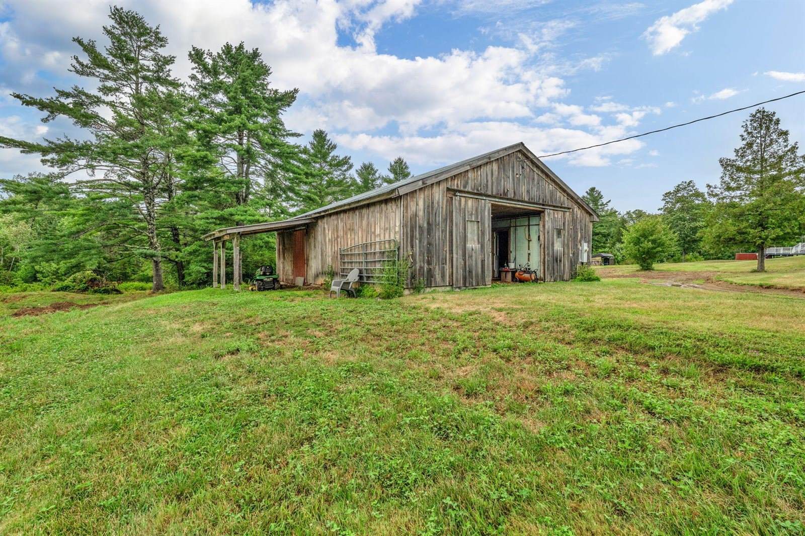 1 Raymond Nelson Lane, Levant, ME 04456