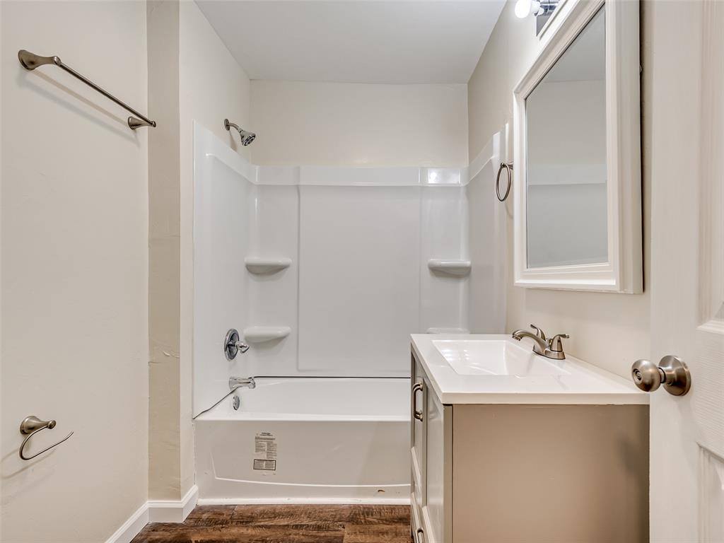 1823 North Louisa Avenue, Shawnee, OK 74804