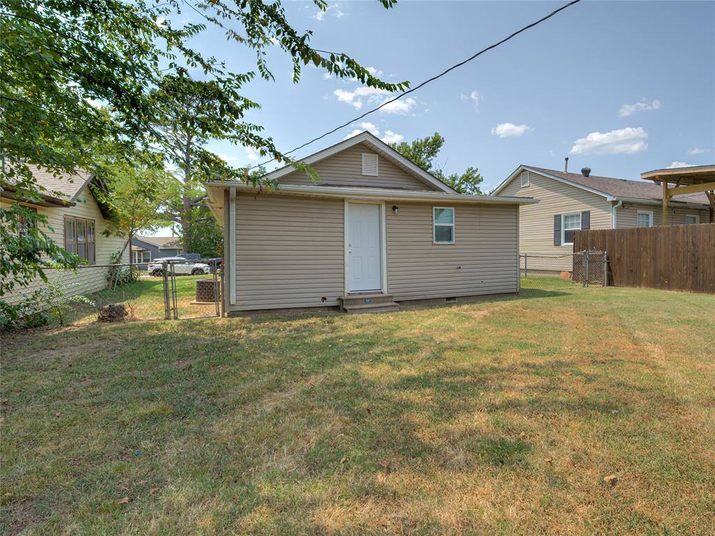 1823 North Louisa Avenue, Shawnee, OK 74804
