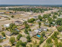 1823 North Louisa Avenue, Shawnee, OK 74804