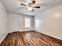 1823 North Louisa Avenue, Shawnee, OK 74804