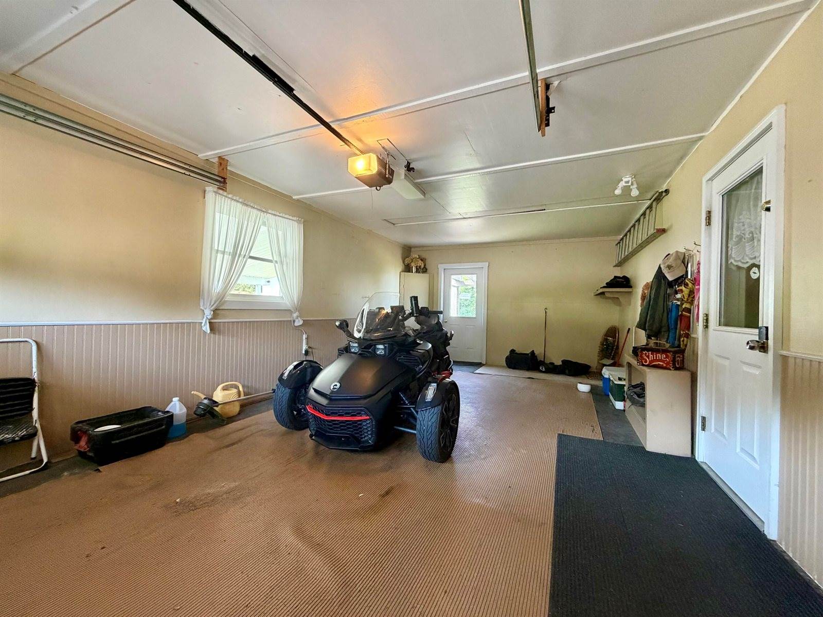 193 7th Avenue, Madawaska, ME 04756