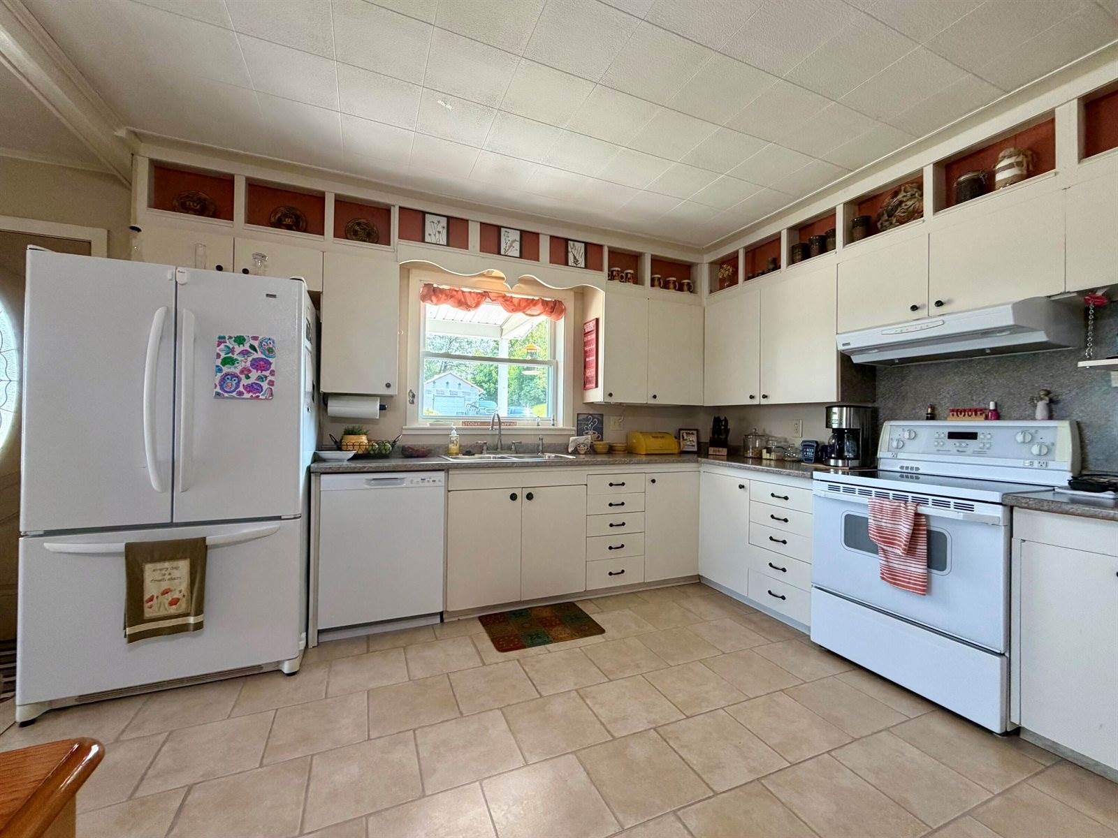 193 7th Avenue, Madawaska, ME 04756