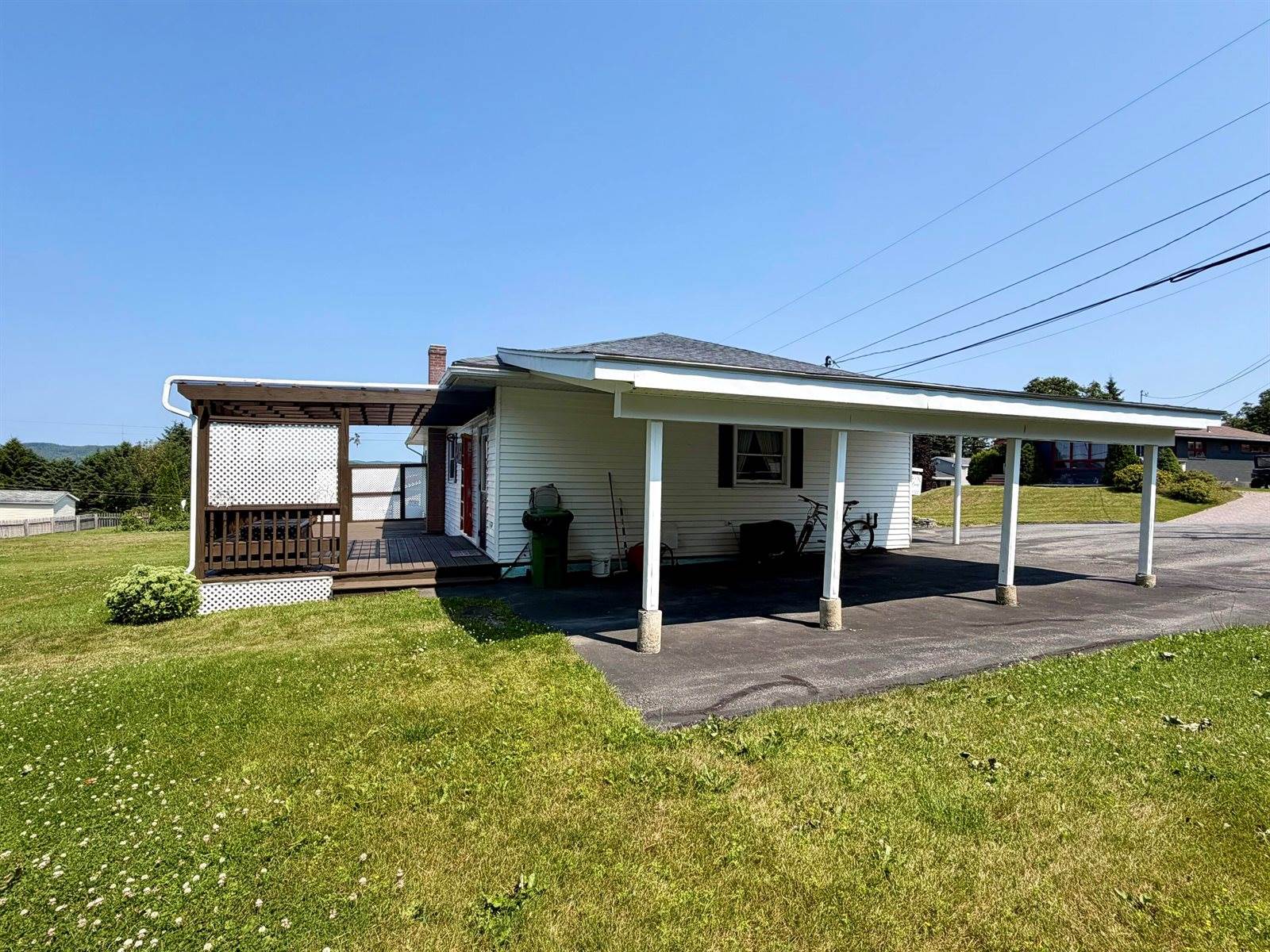 193 7th Avenue, Madawaska, ME 04756