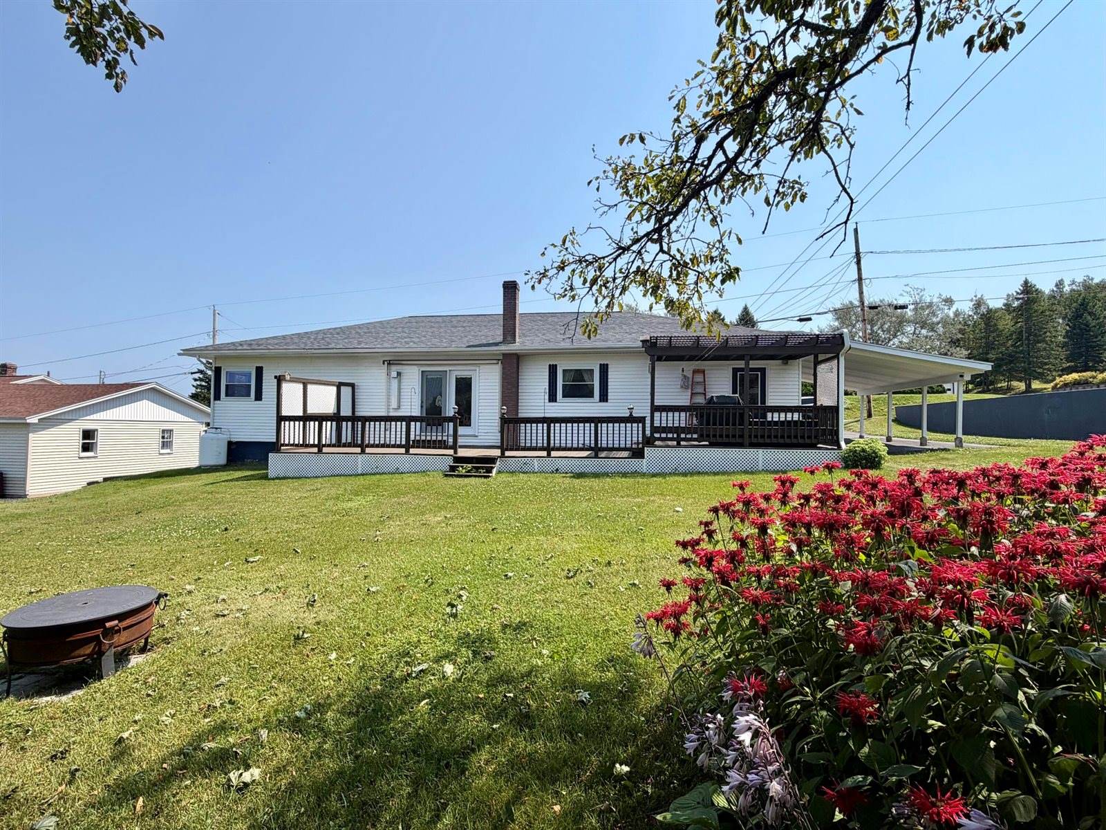 193 7th Avenue, Madawaska, ME 04756