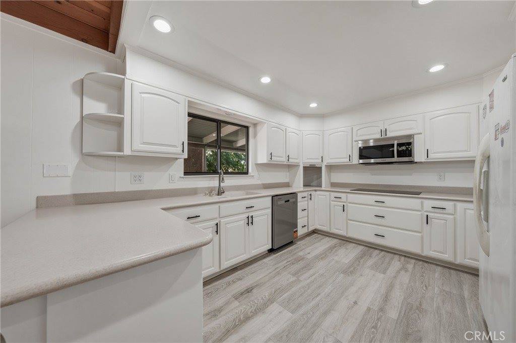 18791 Dove Court, Hidden Valley Lake, CA 95467