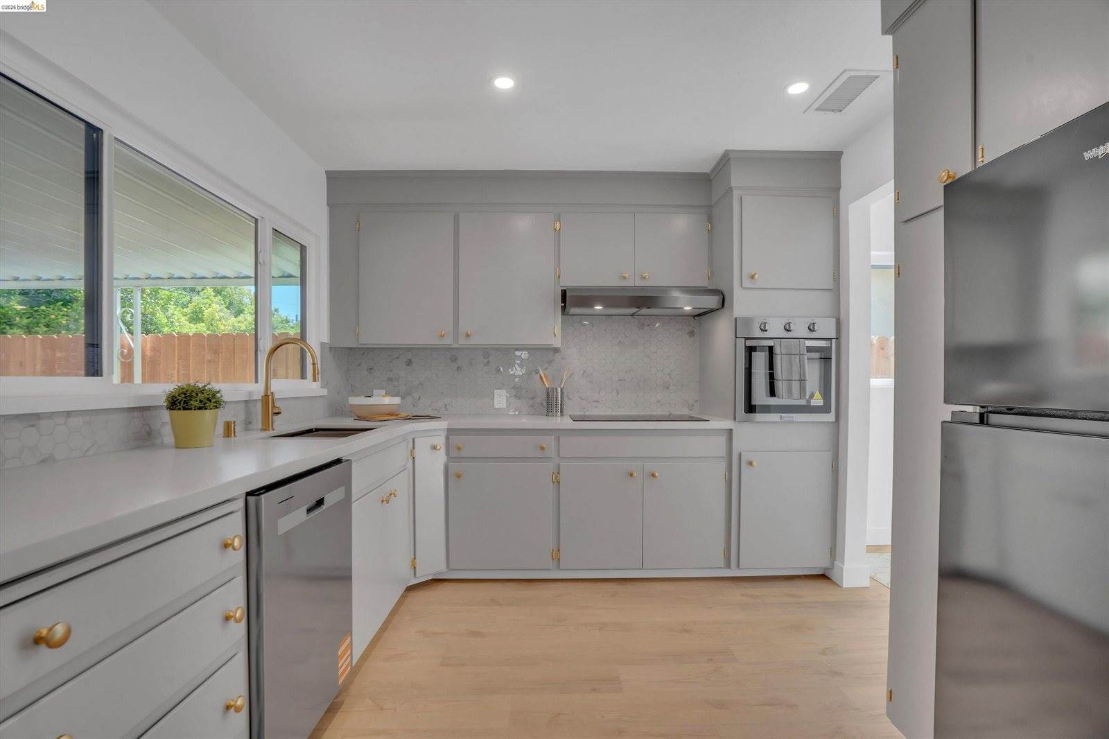 102 Dalma Drive, Mountain View, CA 94041