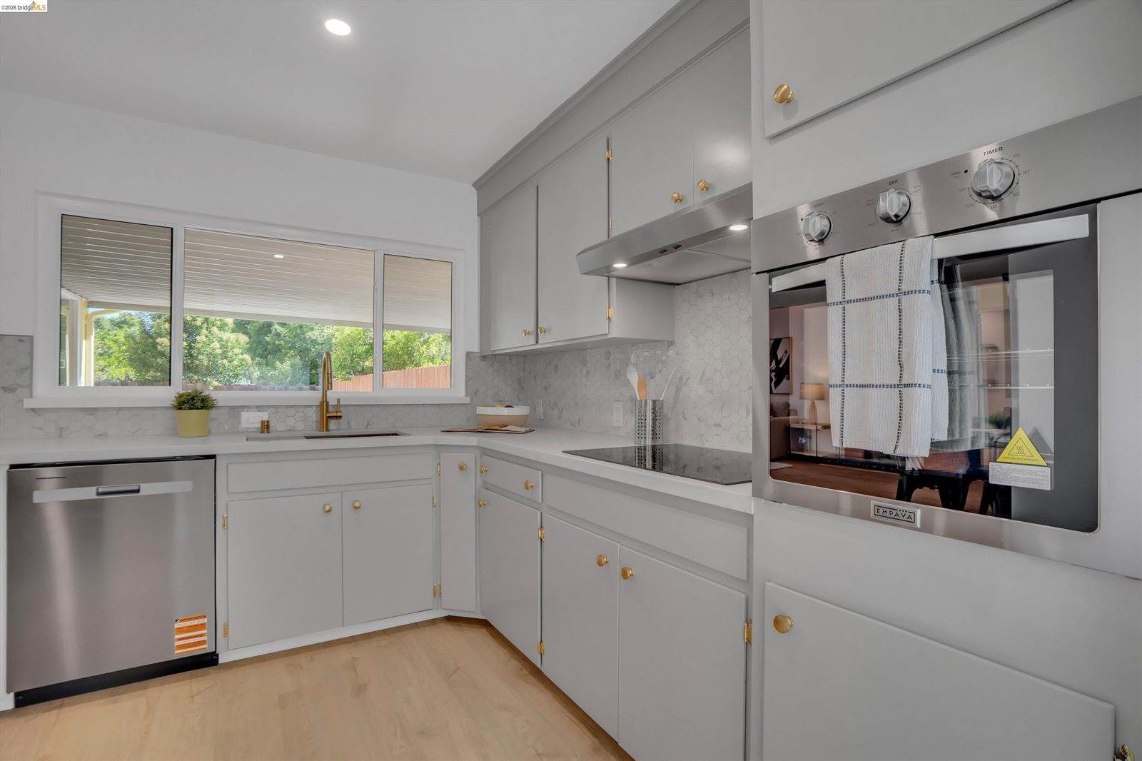 102 Dalma Drive, Mountain View, CA 94041