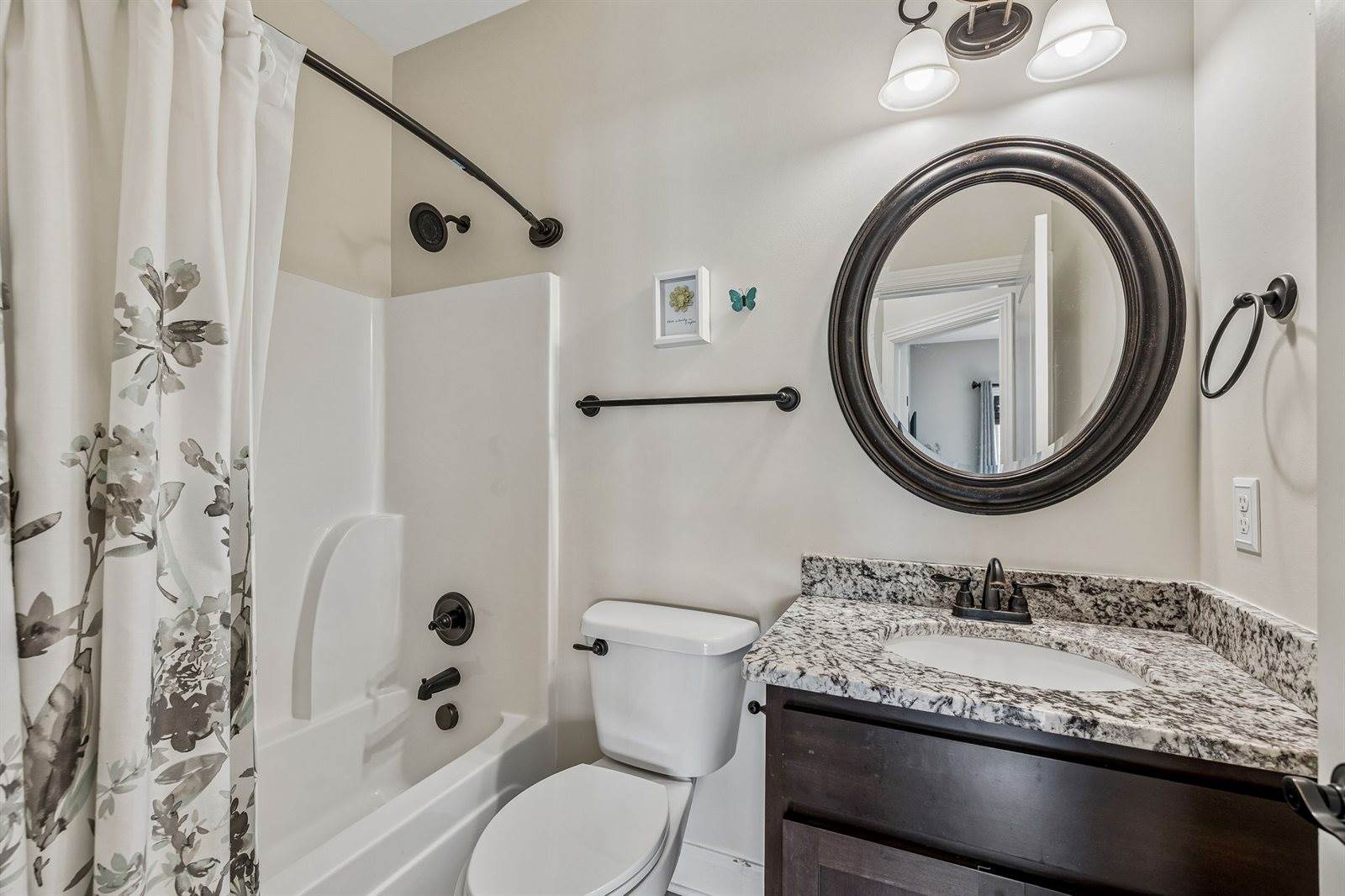 1404 Stewart Creek Rd, Murfreesboro, TN 37129