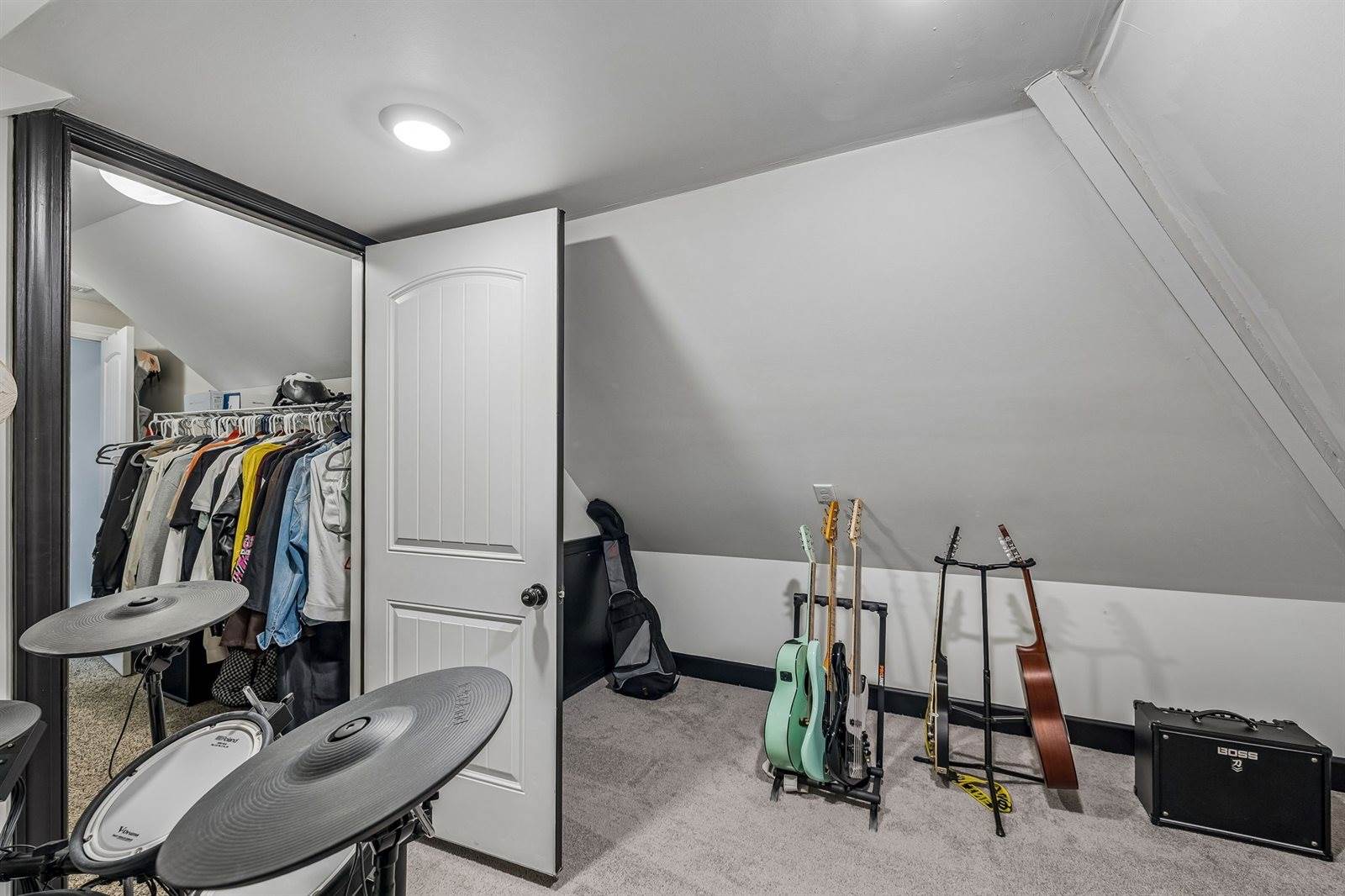 1404 Stewart Creek Rd, Murfreesboro, TN 37129