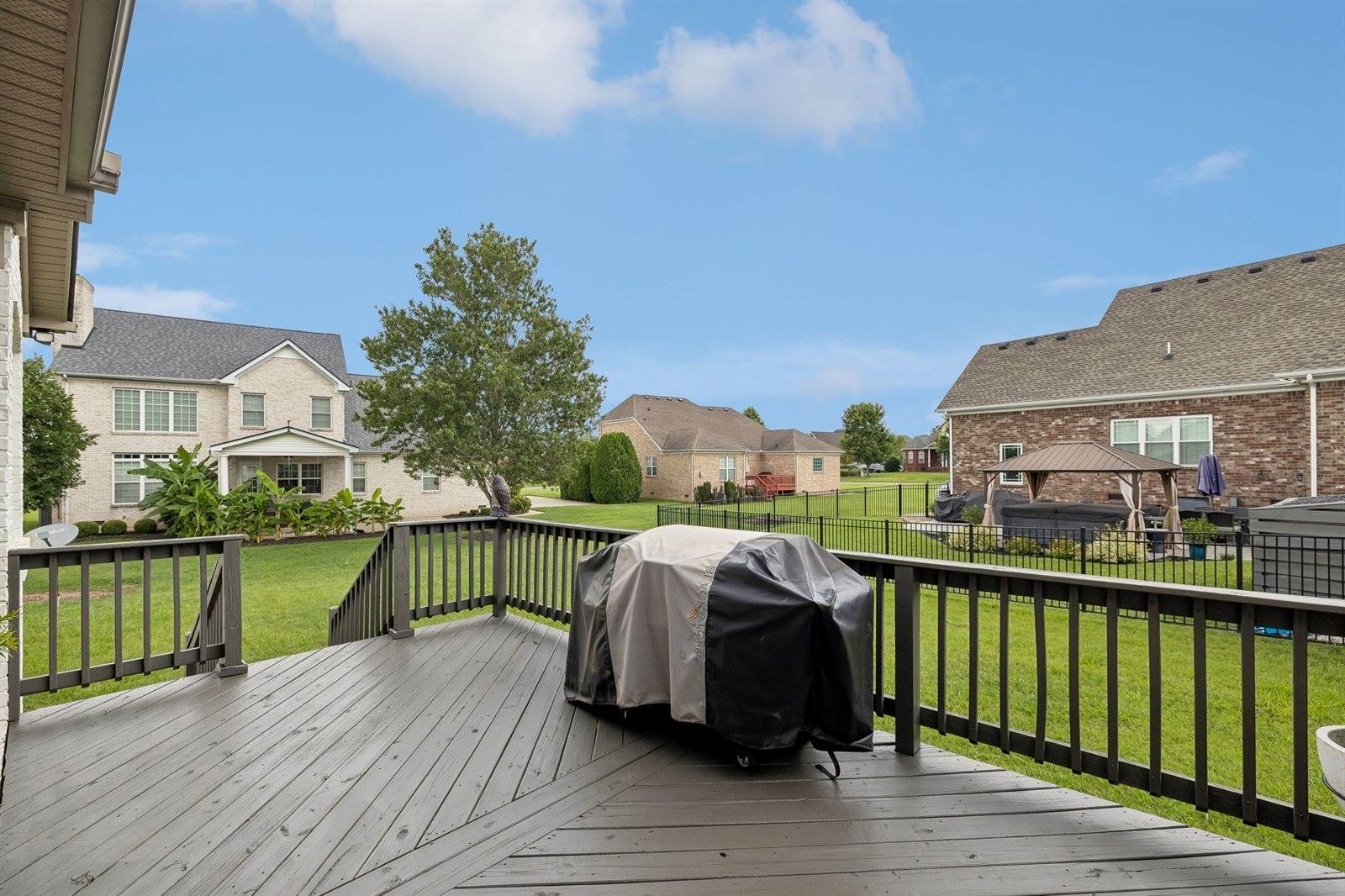 1404 Stewart Creek Rd, Murfreesboro, TN 37129