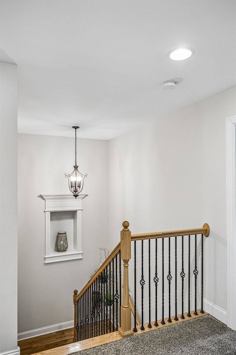 1404 Stewart Creek Rd, Murfreesboro, TN 37129