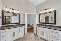 1404 Stewart Creek Rd, Murfreesboro, TN 37129