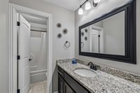 1404 Stewart Creek Rd, Murfreesboro, TN 37129