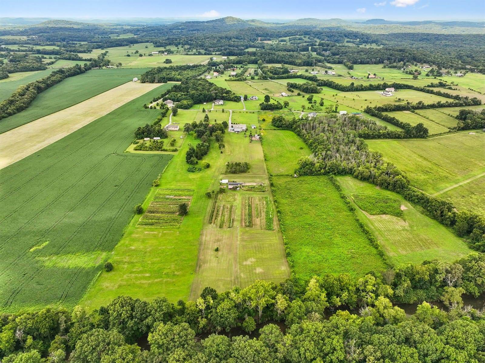 475 Edwards Rd, Lebanon, TN 37090