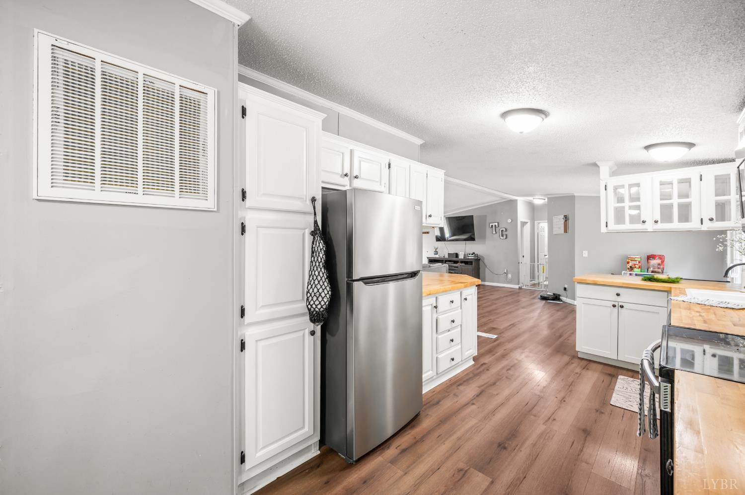 1097 Winn Drive, Moneta, VA 24121