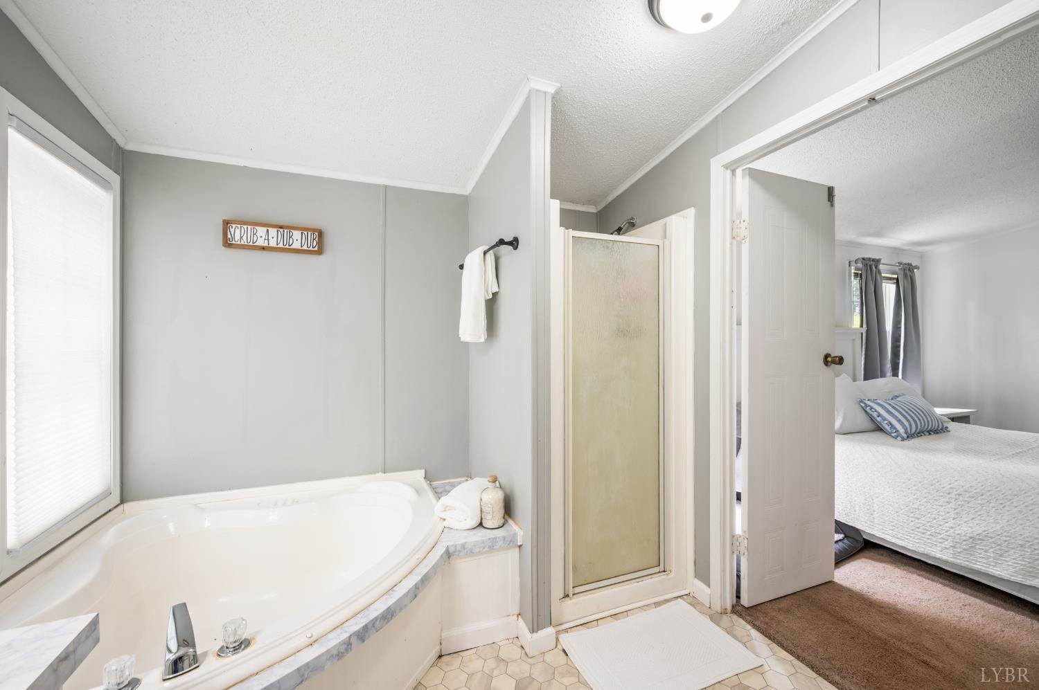 1097 Winn Drive, Moneta, VA 24121