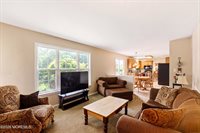 7 Dove Mill Cres, Jackson, NJ 08527