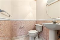 7 Dove Mill Cres, Jackson, NJ 08527