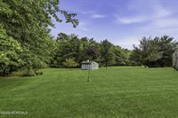 7 Dove Mill Cres, Jackson, NJ 08527
