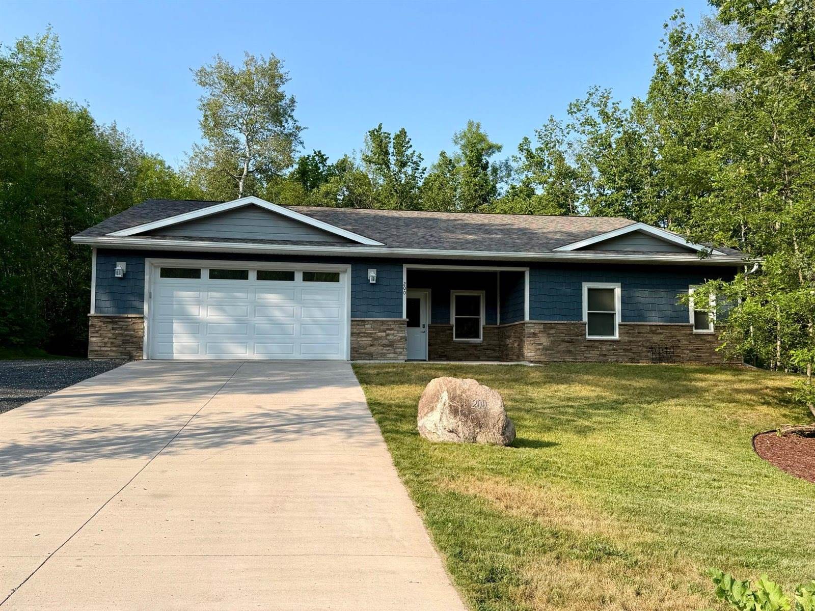 200 Langhorst Court, Moose Lake, MN 55767