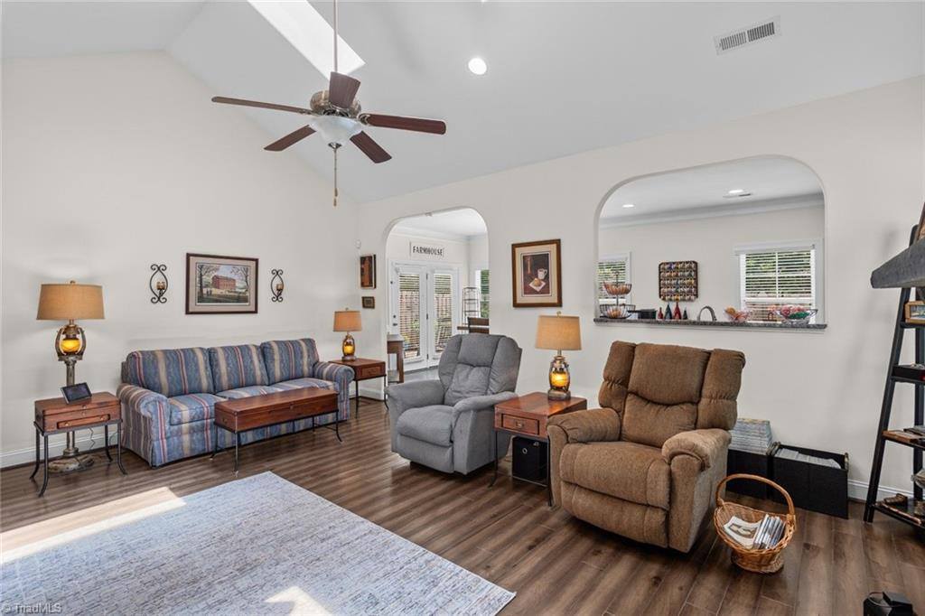 1240 United Court, Winston-Salem, NC 27103