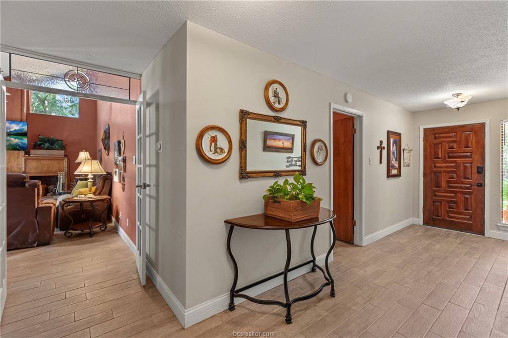 2735 Sandy Circle, College Station, TX 77845