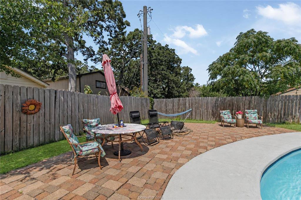 2735 Sandy Circle, College Station, TX 77845