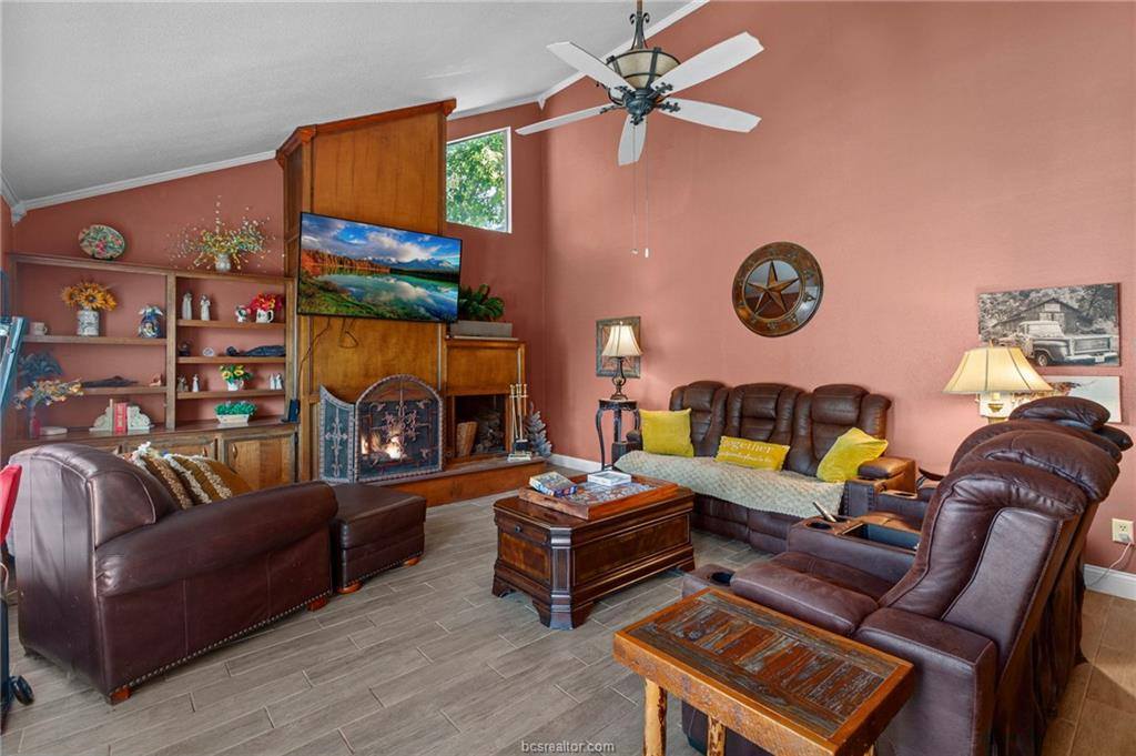 2735 Sandy Circle, College Station, TX 77845