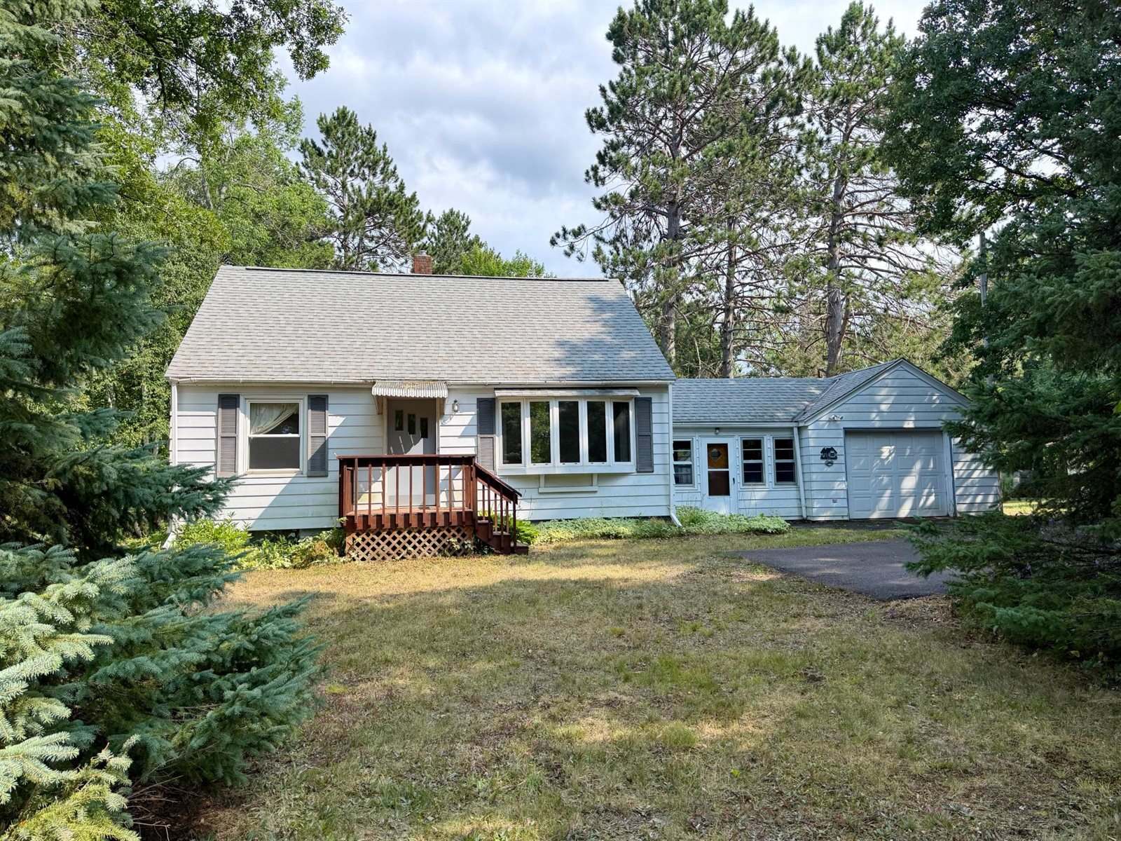 4618 South Arrowhead Lane, Moose Lake, MN 55767