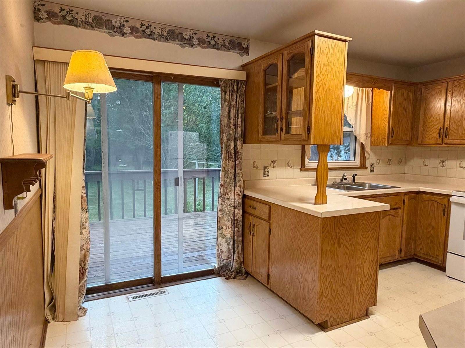 4618 South Arrowhead Lane, Moose Lake, MN 55767