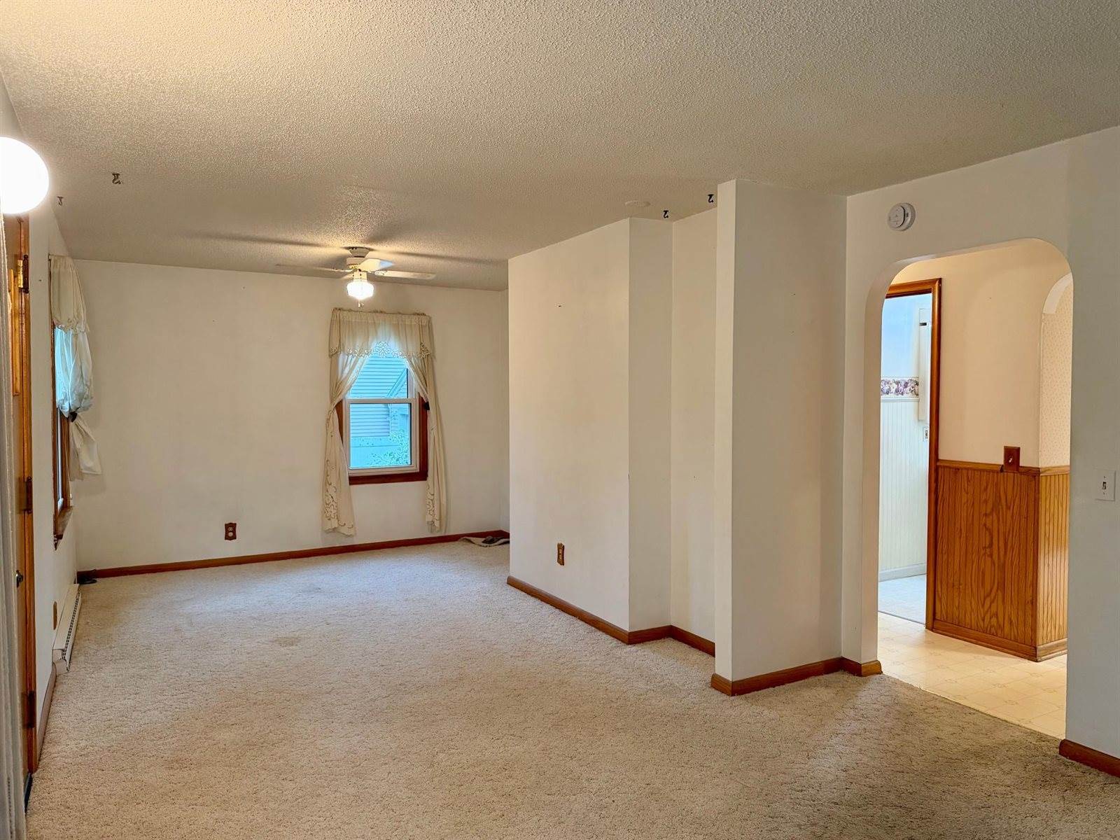 4618 South Arrowhead Lane, Moose Lake, MN 55767