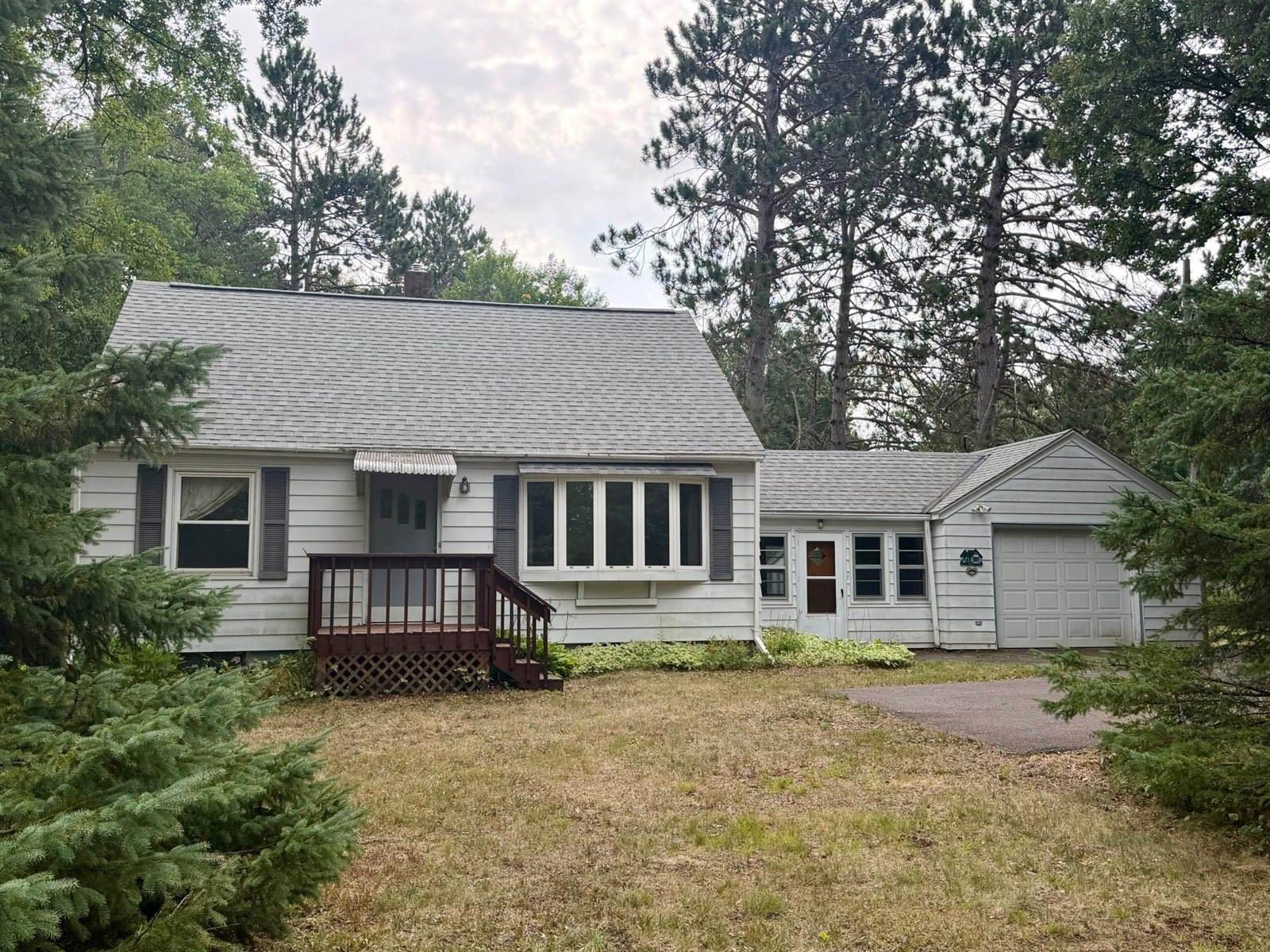 4618 South Arrowhead Lane, Moose Lake, MN 55767