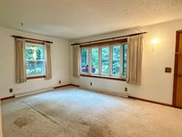 4618 South Arrowhead Lane, Moose Lake, MN 55767