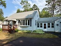 4618 South Arrowhead Lane, Moose Lake, MN 55767
