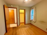 4618 South Arrowhead Lane, Moose Lake, MN 55767