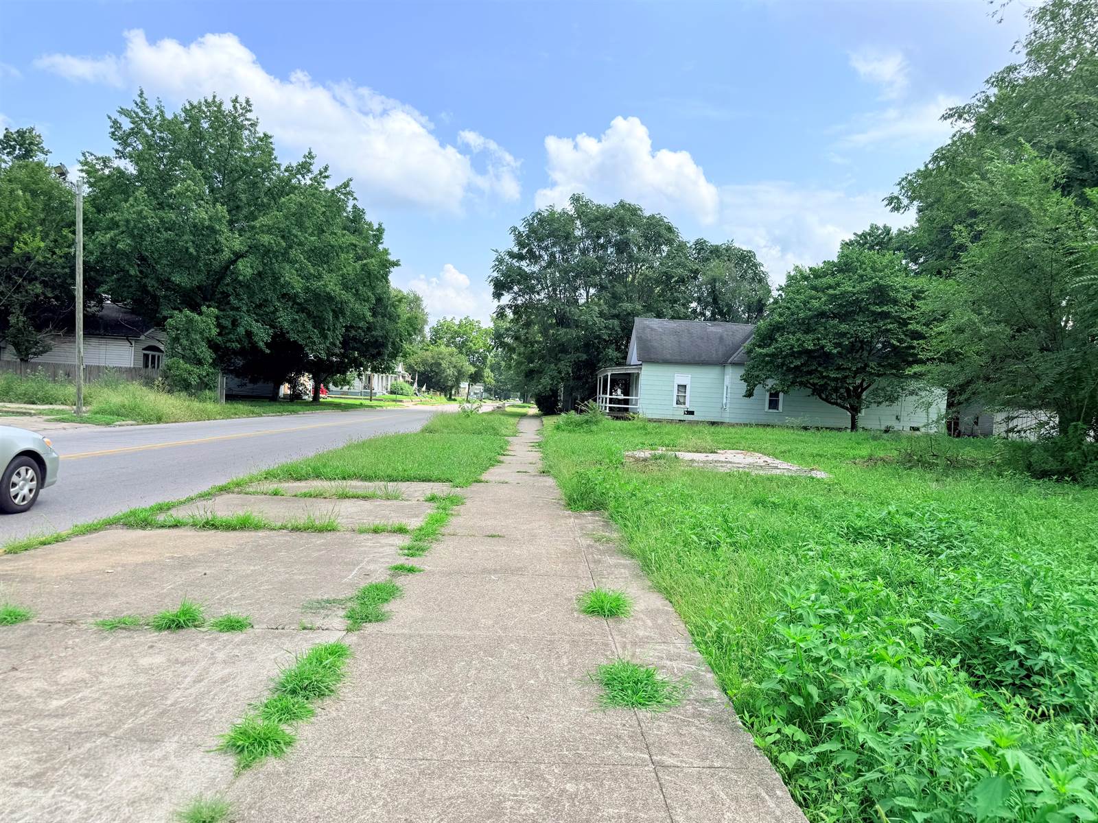 1901 Locust St, Terre Haute, IN 47807